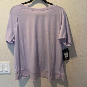 AVIA purple athletic top (size XL)